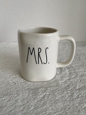 RAE DUNN “Mrs.” Mug